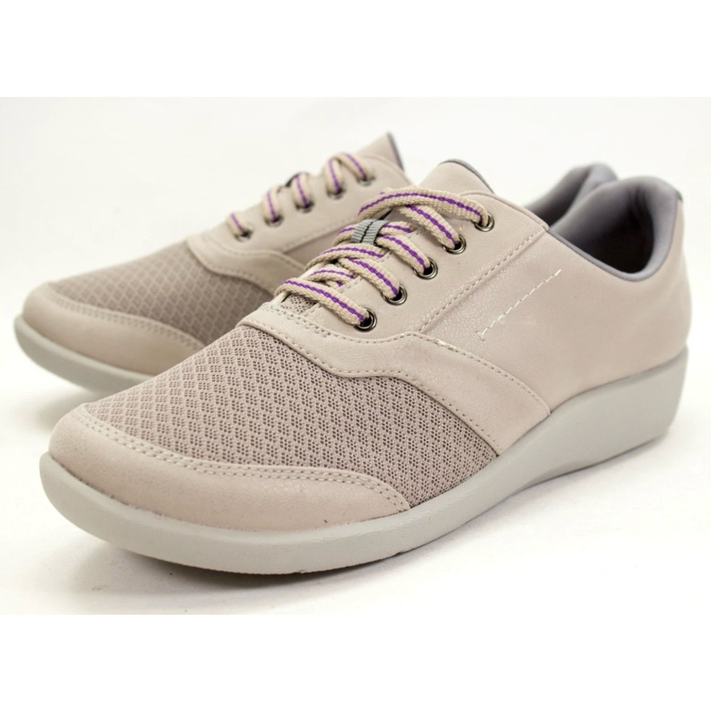 Clarks Sillian Emma Womens Size US 9 Tan Purple Casual Sneaker Sand Textile